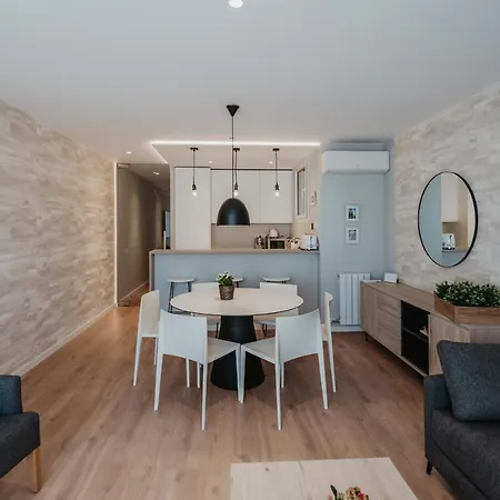 Petit Luxe Volta