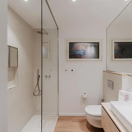 Petit Luxe Volta *