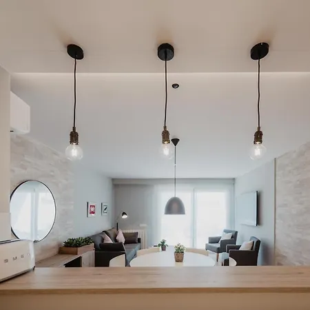 Petit Luxe Volta